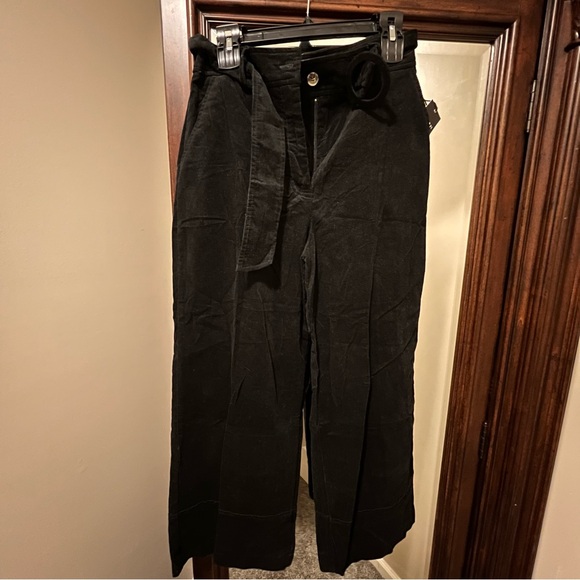 BLACK WIDE LEG CORDUROY WITH BELT - Picture 7 of 12